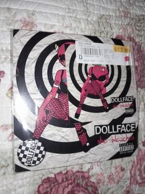 Dollface She Bleaches Cd 2015 Super Rare With Button Parental Advisory R - Image 1