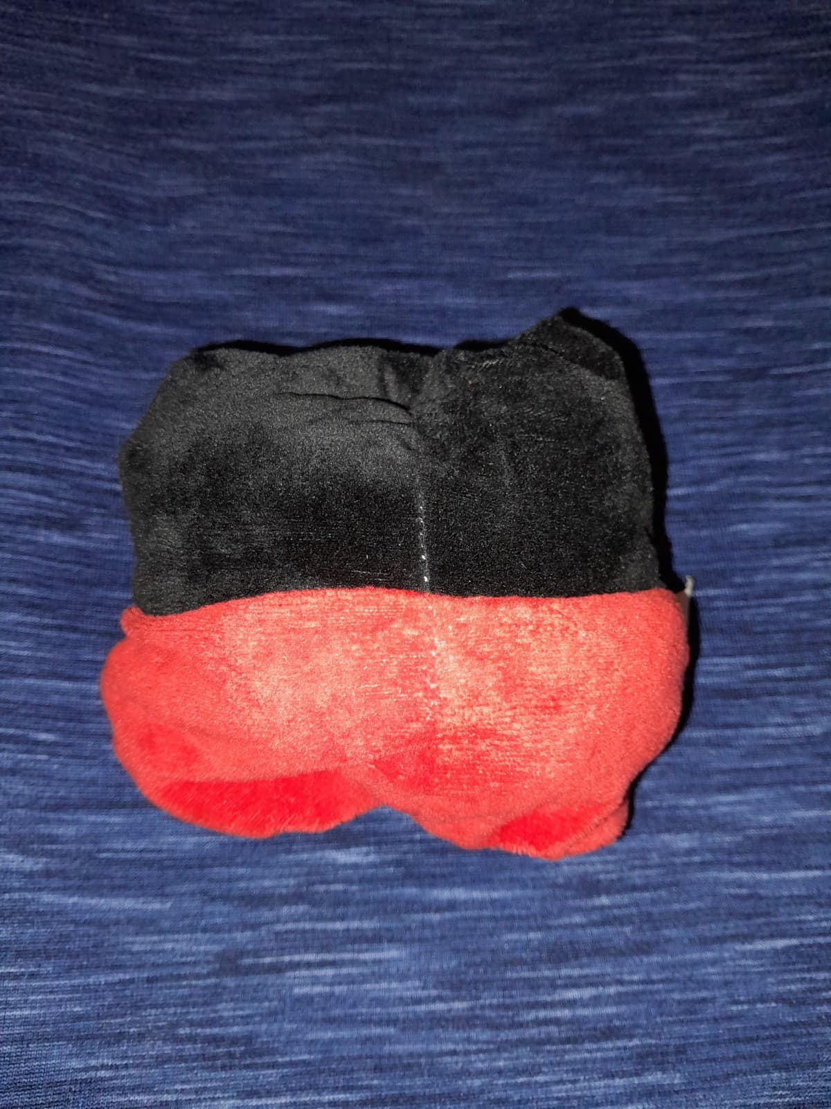 Among Us Flip Plush Toy Crewmate /Imposter Plushie Red / Black Two In One - Thumbnail 6