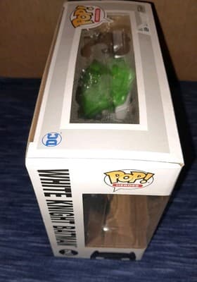 Funko Pop White Knight Batman & White Knight The Joker - 2 Pack 2021 Exclusive - Thumbnail 7