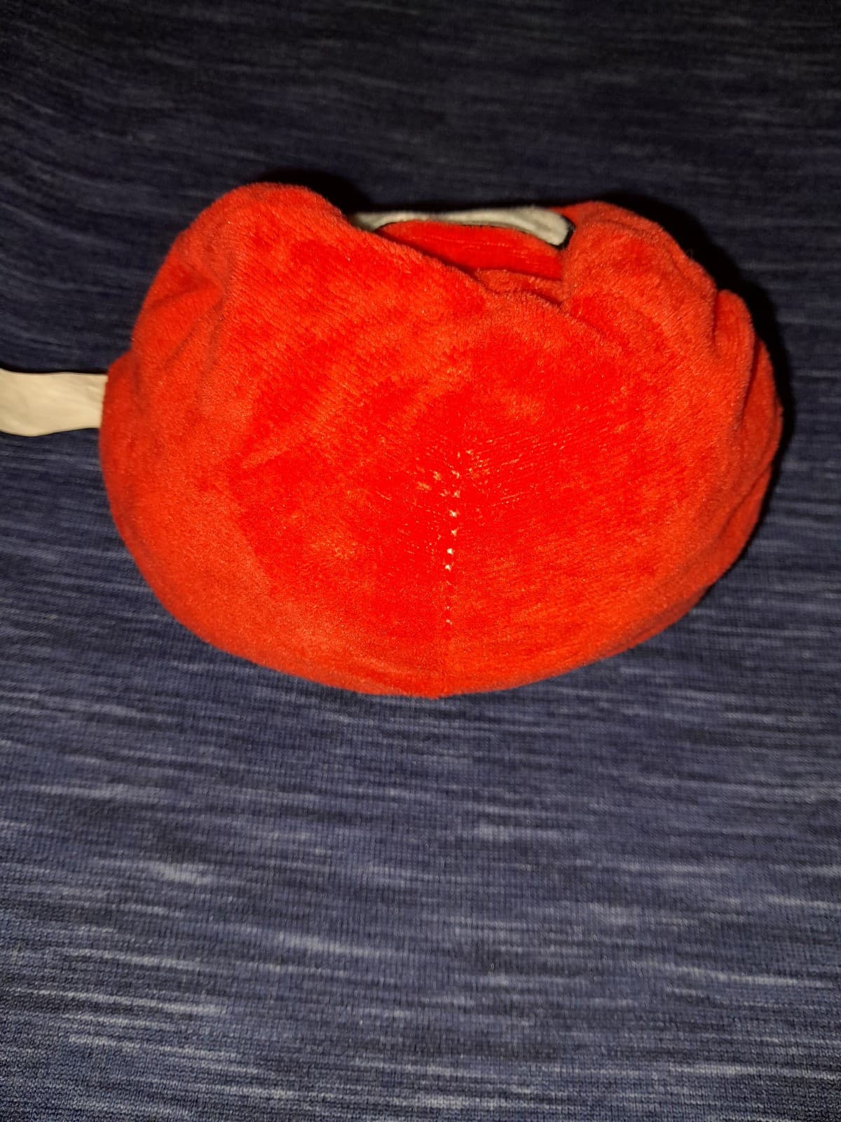 Among Us Flip Plush Toy Crewmate /Imposter Plushie Red / Black Two In One - Thumbnail 4