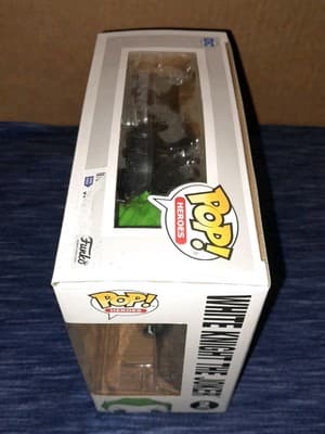 Funko Pop White Knight Batman & White Knight The Joker - 2 Pack 2021 Exclusive - Thumbnail 6