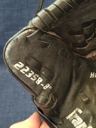 Franklin Baseball Mitt Glove Right Handed Black Extra Small Child Size 22358 8" - Thumbnail 5
