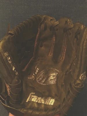 Franklin Baseball Mitt Glove Right Handed Black Extra Small Child Size 22358 8" - Thumbnail 8