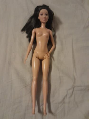 Barbie FASHIONISTA Hispanic Brunette NUDE DOLL Flat Feet Brown Eyes 2015 - Thumbnail 2