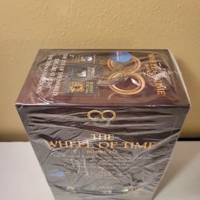 The Wheel of Time Books 1–3 by Robert Jordan Box Set | TV Tie-In Edition Sealed - Thumbnail 4