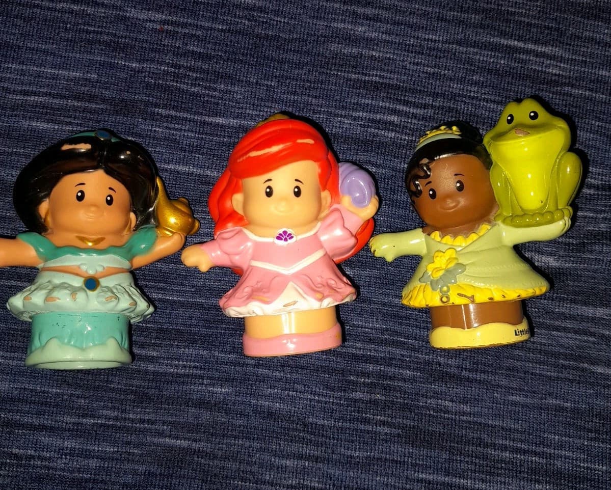 Fisher Price Little People Disney 3x PRINCESS' JASMINE LAMP ARIEL & TIANA FROG - Image 1