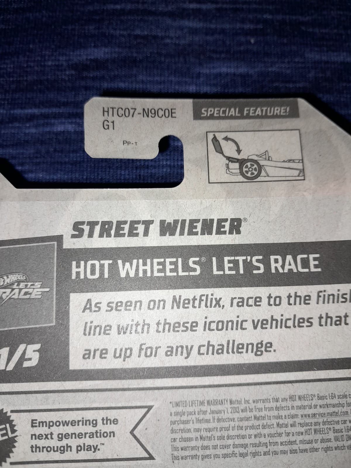 2024 Hot Wheels 88/250 HTC07 Street Wiener HW Let's Race 1/5 - Thumbnail 5