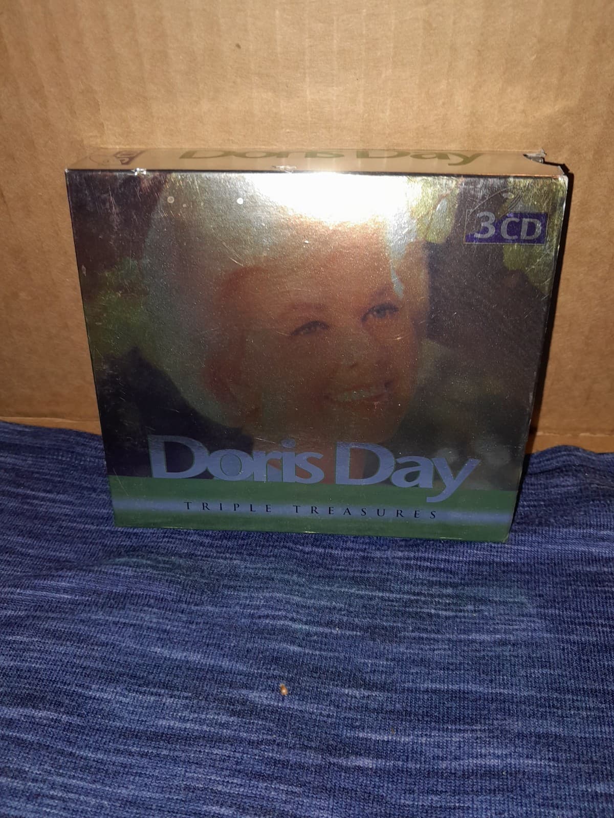 Doris Day Triple Treasures CD A Guy Is A Guy Sentimental Journey, Love Somebody - Thumbnail 3
