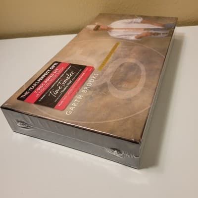 Garth Brooks The Limited Series 7-Disc Time Traveler CD Box Set + Collector Book - Thumbnail 10