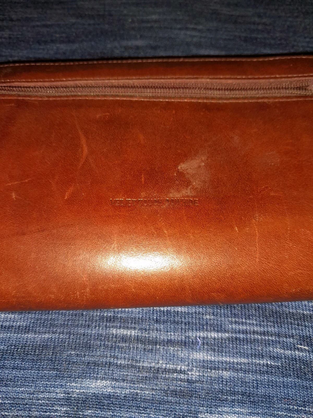 Buxton Brown red w Wine Lining Leather Wallet Embossed Flower Design Cowhide - Thumbnail 9