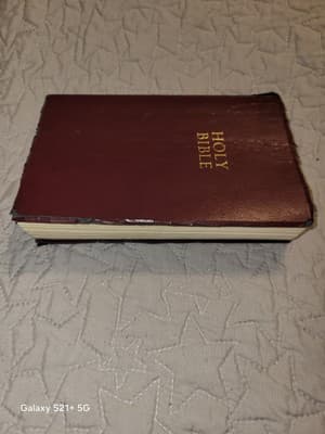 HOLY BIBLE NKJV 1982 Red Letter Dictionary Leather Bound Christian Study See Pic - Thumbnail 3