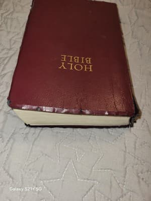 HOLY BIBLE NKJV 1982 Red Letter Dictionary Leather Bound Christian Study See Pic - Thumbnail 4