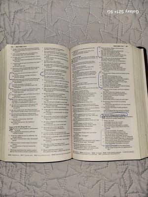 HOLY BIBLE NKJV 1982 Red Letter Dictionary Leather Bound Christian Study See Pic - Thumbnail 9