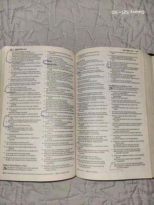 HOLY BIBLE NKJV 1982 Red Letter Dictionary Leather Bound Christian Study See Pic - Thumbnail 10