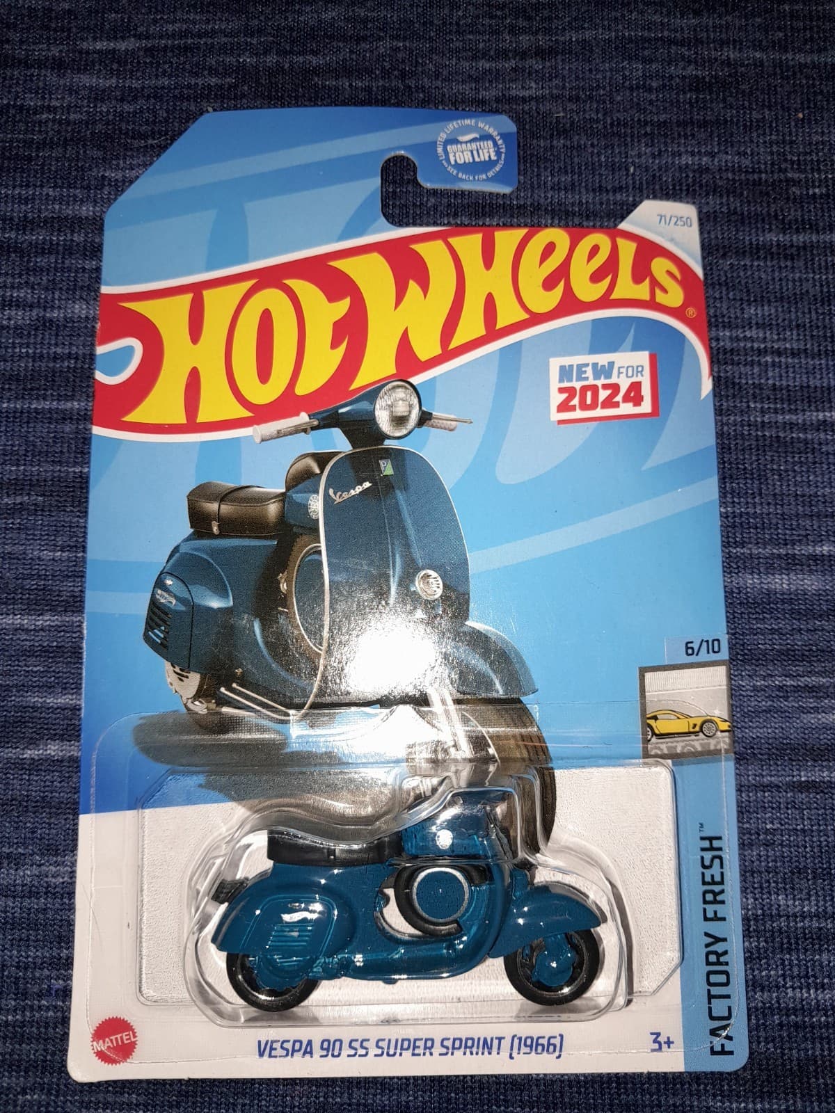 Hot Wheels 2024 Mainline Case N Vespa 90 SS Super Sprint (1966) - Image 1