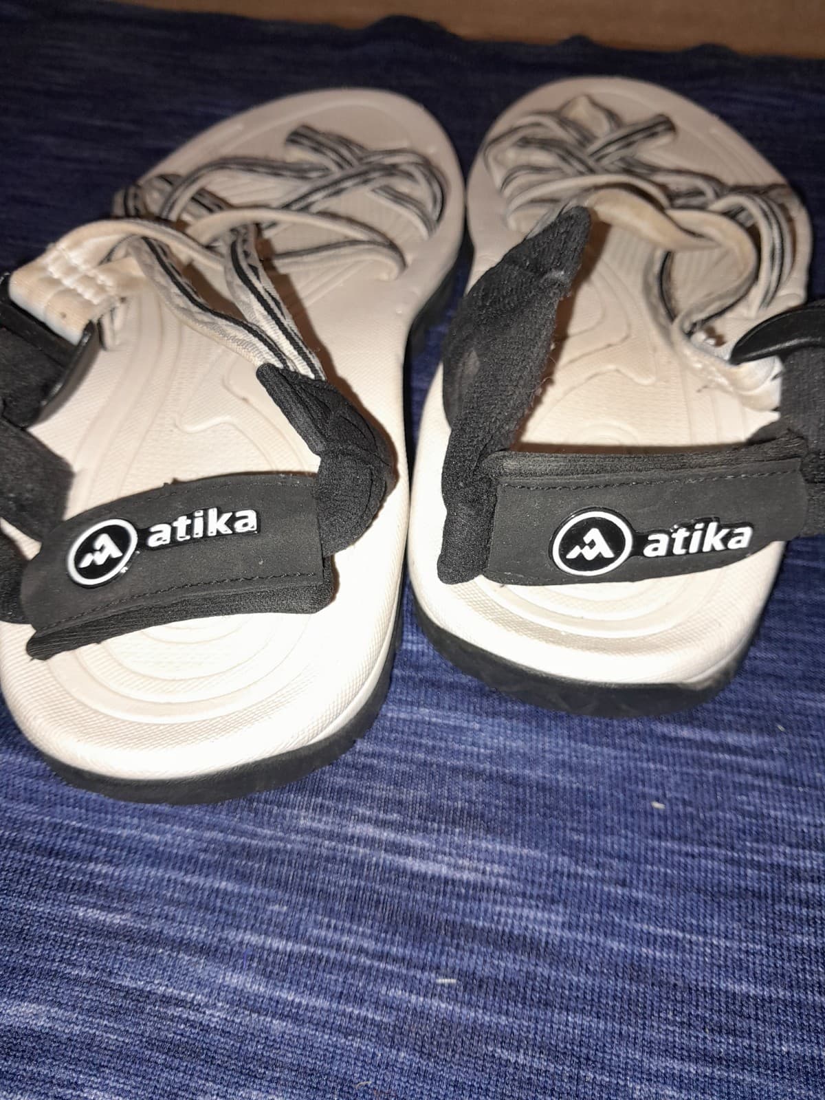 Atika Outdoor Women’s Strappy White & Black Sandals Art at W38 GRK Size 7 - Thumbnail 3