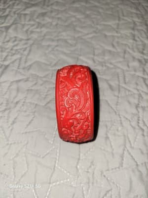 Vtg Faux Red Cinnabar Wide Carved Asian Themed Bangle Bracelet 1 1/4" - Thumbnail 6