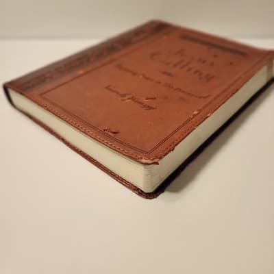 JESUS CALLING 365 Day Devotional Faux Leather LARGE PRINT by Sarah Young - Thumbnail 7