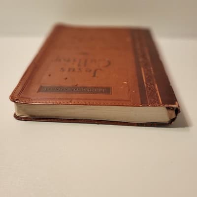 JESUS CALLING 365 Day Devotional Faux Leather LARGE PRINT by Sarah Young - Thumbnail 5