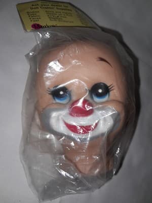 Vtg Crafting Mr & Mrs Santa Claus Doll Heads 3” & Smiling Hobo Clown Head Lot 3 - Thumbnail 9