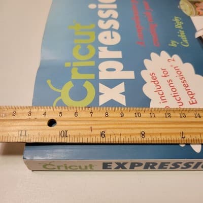 Cricut Expression Guide Book by Cathie Rigby – Instruction Manual, Craft Cutting - Thumbnail 9