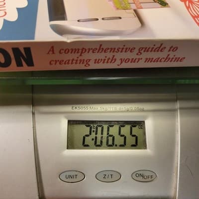 Cricut Expression Guide Book by Cathie Rigby – Instruction Manual, Craft Cutting - Thumbnail 11