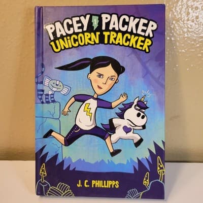 Pacey Packer Unicorn Tracker Vol 1 Graphic Novel Paperback Graphic Random House - Thumbnail 2