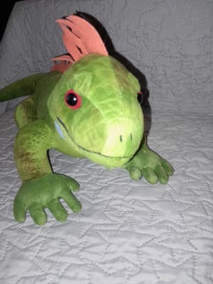 Wild Republic Green Lizard Plush 24 Inch Iguana Komodo Stuffed Animal - Thumbnail 3