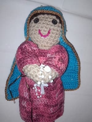 Virgin Mary Hand Crocheted Doll 15” w Rosary Handmade Catholic Faith Art - Thumbnail 2