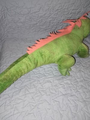 Wild Republic Green Lizard Plush 24 Inch Iguana Komodo Stuffed Animal - Thumbnail 4