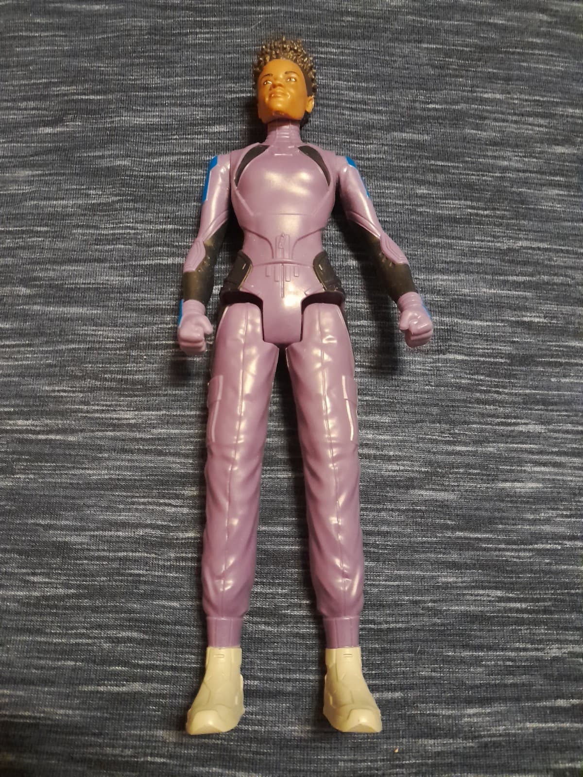 Black Panther Wakanda Forever Shuri Marvel Titan Hero Series 12" Action Figure - Thumbnail 2