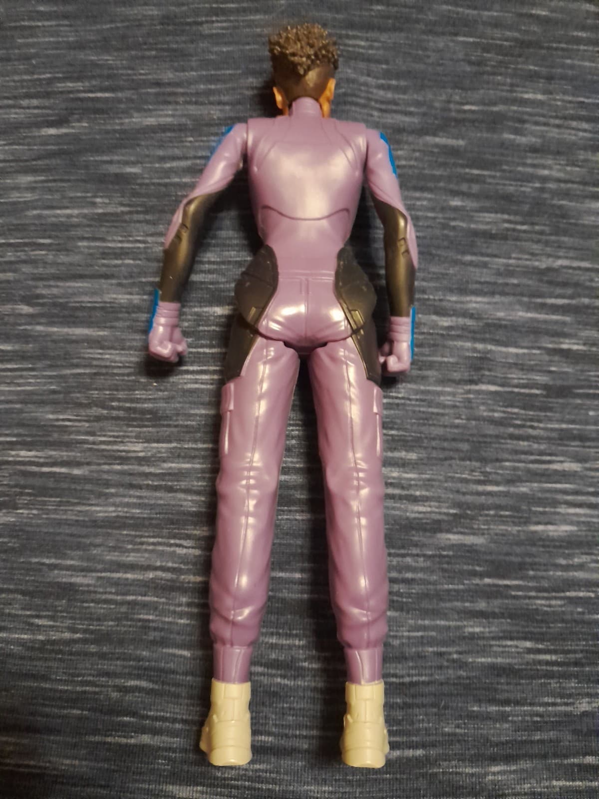 Black Panther Wakanda Forever Shuri Marvel Titan Hero Series 12" Action Figure - Thumbnail 3