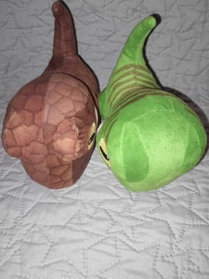 Jurassic World Dominion Velociraptor Plush Set Dinosaurs green & Brown Raptors - Thumbnail 5