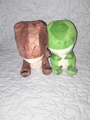 Jurassic World Dominion Velociraptor Plush Set Dinosaurs green & Brown Raptors - Thumbnail 7