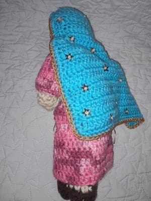 Virgin Mary Hand Crocheted Doll 15” w Rosary Handmade Catholic Faith Art - Thumbnail 4