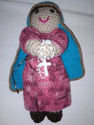 Virgin Mary Hand Crocheted Doll 15” w Rosary Handmade Catholic Faith Art - Thumbnail 8