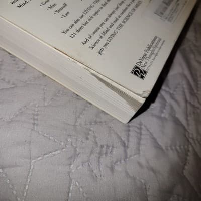 Living the Science of Mind Ernest Holmes PB 1999 8th Printing DeVorss Spiritual - Thumbnail 7