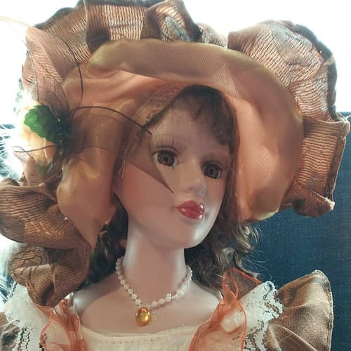 Victorian Beauty Bisque Porcelain Doll 20" Copper Lace Dress Pearls Redish Brown - Thumbnail 2