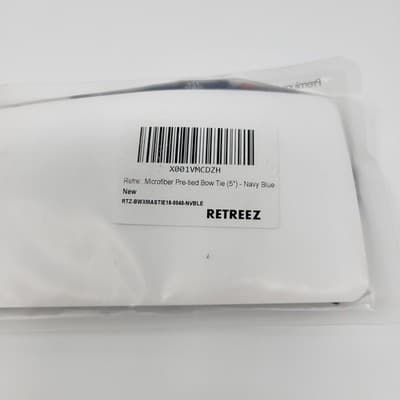 RETREEZ Pre Tied Bow Tie Mens 5in Navy Blue Santa Hat Snowflake NEW 14.5" To 20" - Thumbnail 4