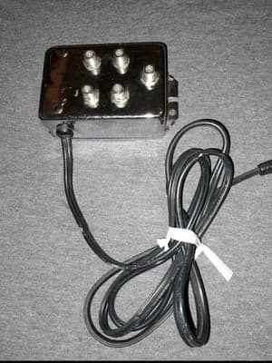ARCHER 4 Way Distribution Amplifier 15 1119 Cable Signal Splitter 60Hz - Thumbnail 2