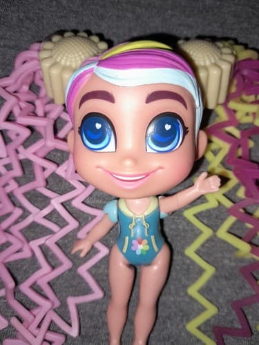 Hairdorables Shortcuts Series 2 Doll Daisy 4” with Jelly Hair - Thumbnail 2