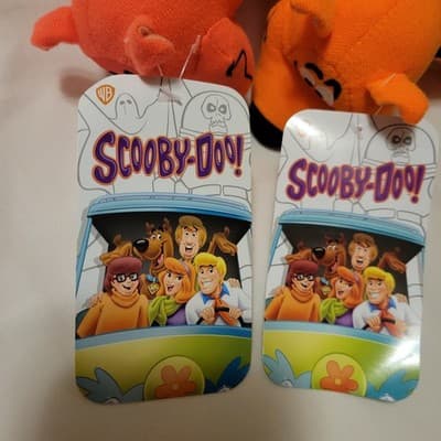 Scooby-Doo Plush Lot of 2 • 9" Fluorescent Orange Toy Factory WB 2022 - Thumbnail 10