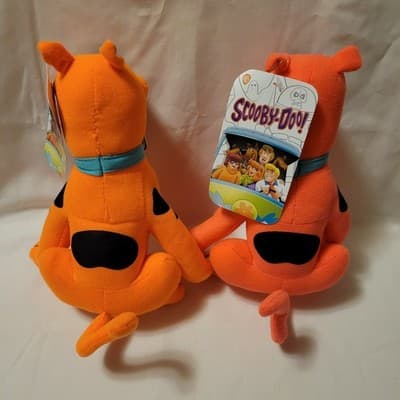 Scooby-Doo Plush Lot of 2 • 9" Fluorescent Orange Toy Factory WB 2022 - Thumbnail 7