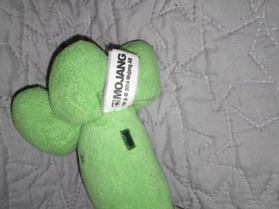 Minecraft Green Creepers 2014 Mojang 7" & 12" Creeper 2022 Green Plush Set Lot 2 - Thumbnail 4