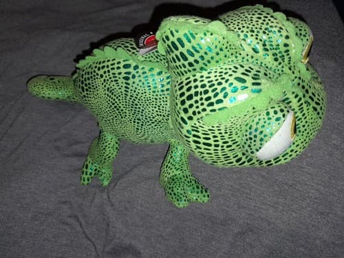 Disney Parks Tangled Pascal 12" Plush Chameleon Green Metallic Fabric - Thumbnail 6