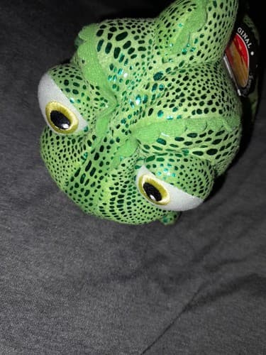 Disney Parks Tangled Pascal 12" Plush Chameleon Green Metallic Fabric - Thumbnail 3