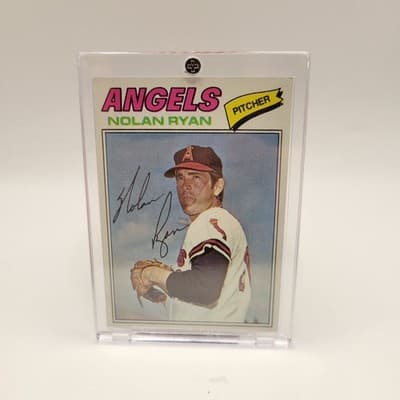 Topps 1977 Nolan Ryan 650 Angels Vintage Baseball Card w/ Screw-down Card Holder - Thumbnail 2