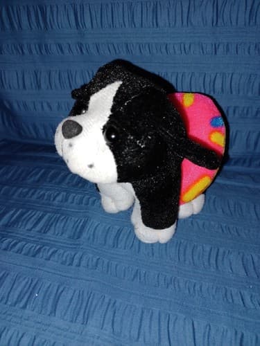 Sitting Blulldog Black & White Donut Intertube 5" - Image 1