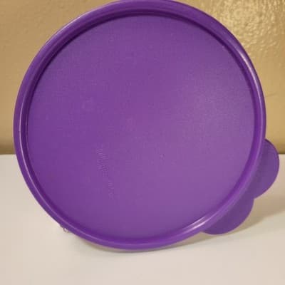 TUPPERWARE Replacement Lid Purple Round 6in Lot of 2 Vintage Kitchen Storage - Thumbnail 3
