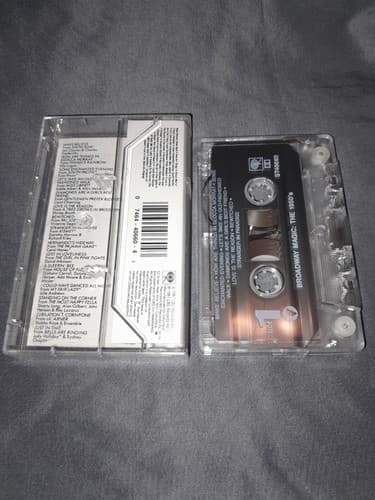 BROADWAY MAGIC: THE 1950s - CASSETTE Tape CBS - 1987 - 15 Showstoppers MUSICALS - Thumbnail 2